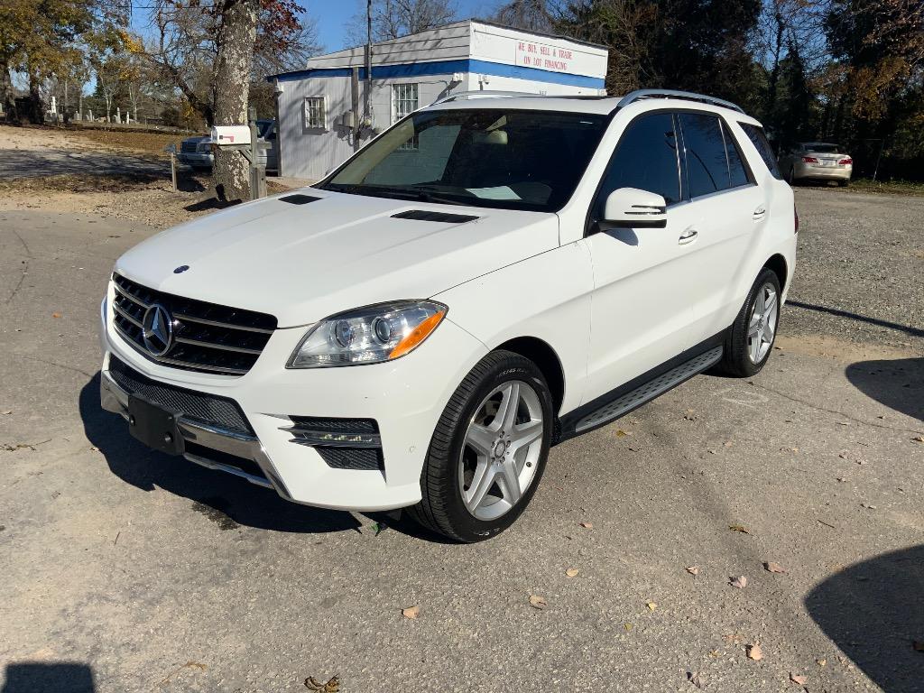 2015 Mercedes-Benz M-Class ML400's photo