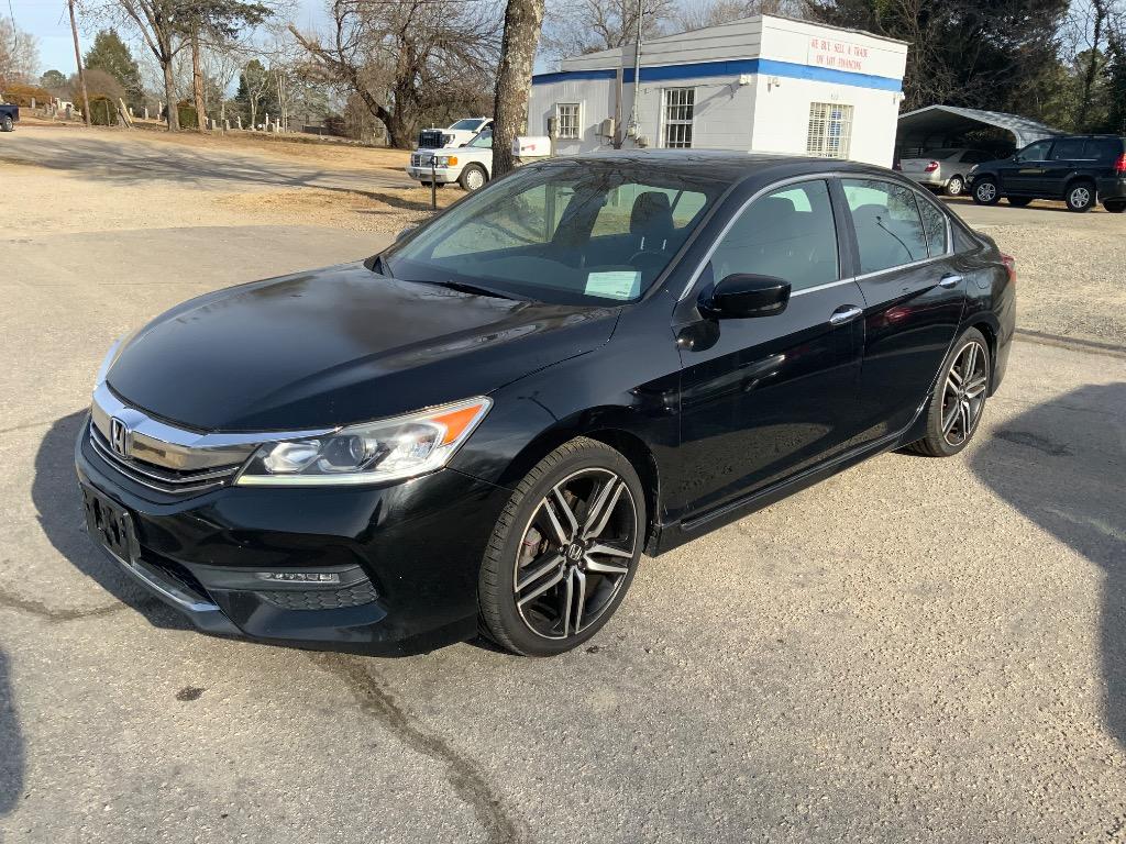 2016 Honda Accord Sport's photo