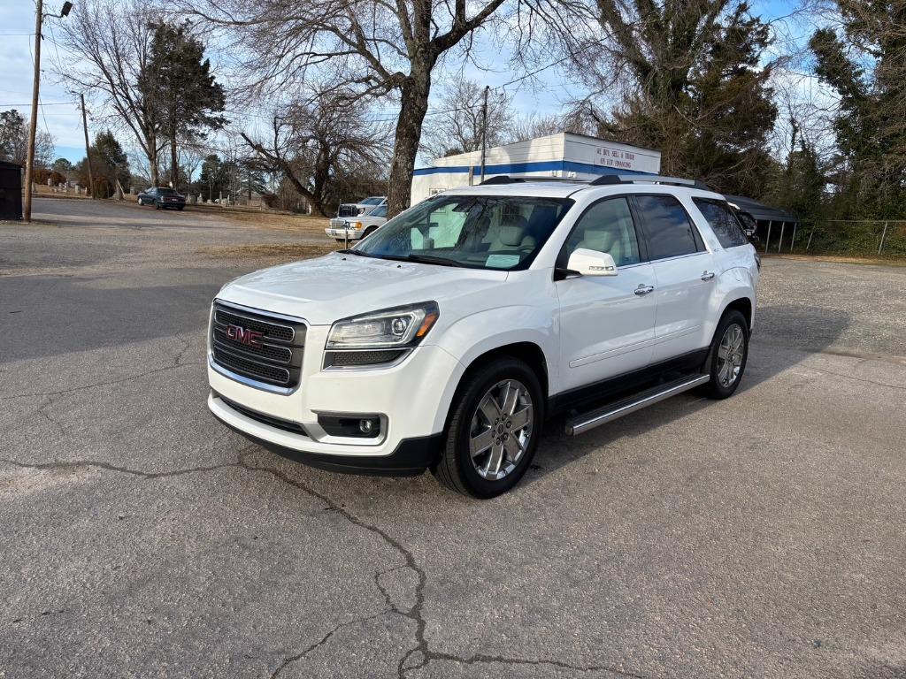 2017 GMC Acadia Limited Base's photo