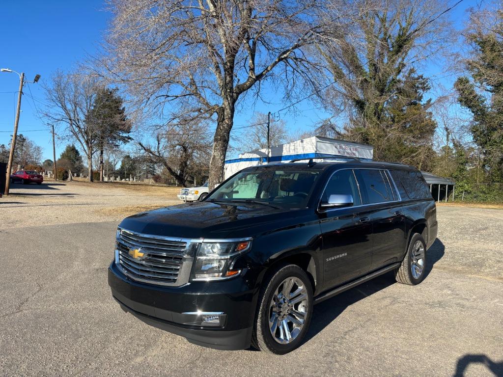 2020 Chevrolet Suburban Premier's photo