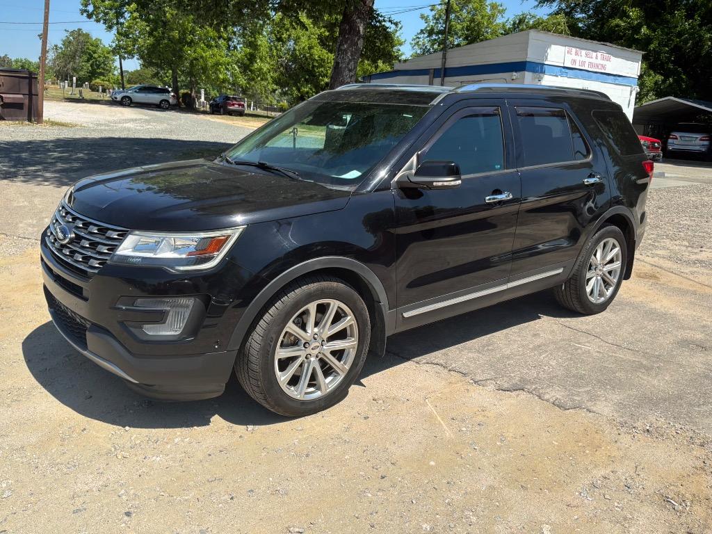 2017 Ford Explorer Limited FWD's photo